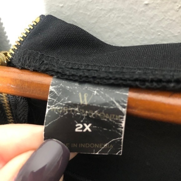 Worthington plus size black peplum back zip blouse - Picture 3 of 6